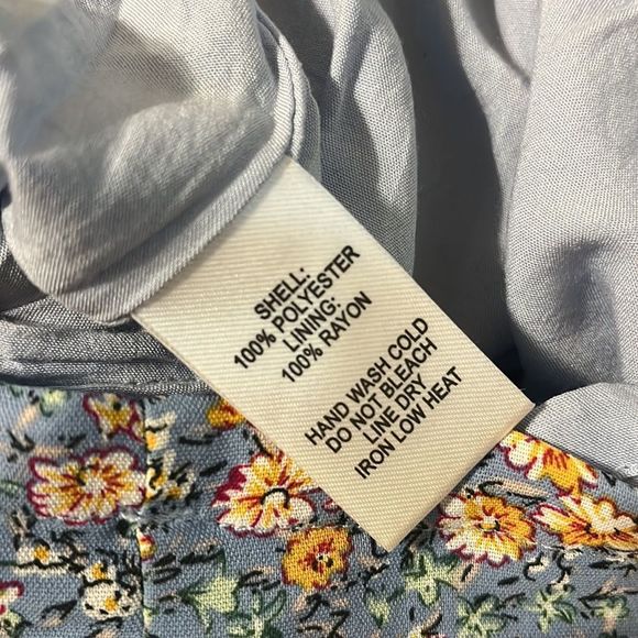 Lulu’s Floral Wrap Romper - Picture 5 of 8